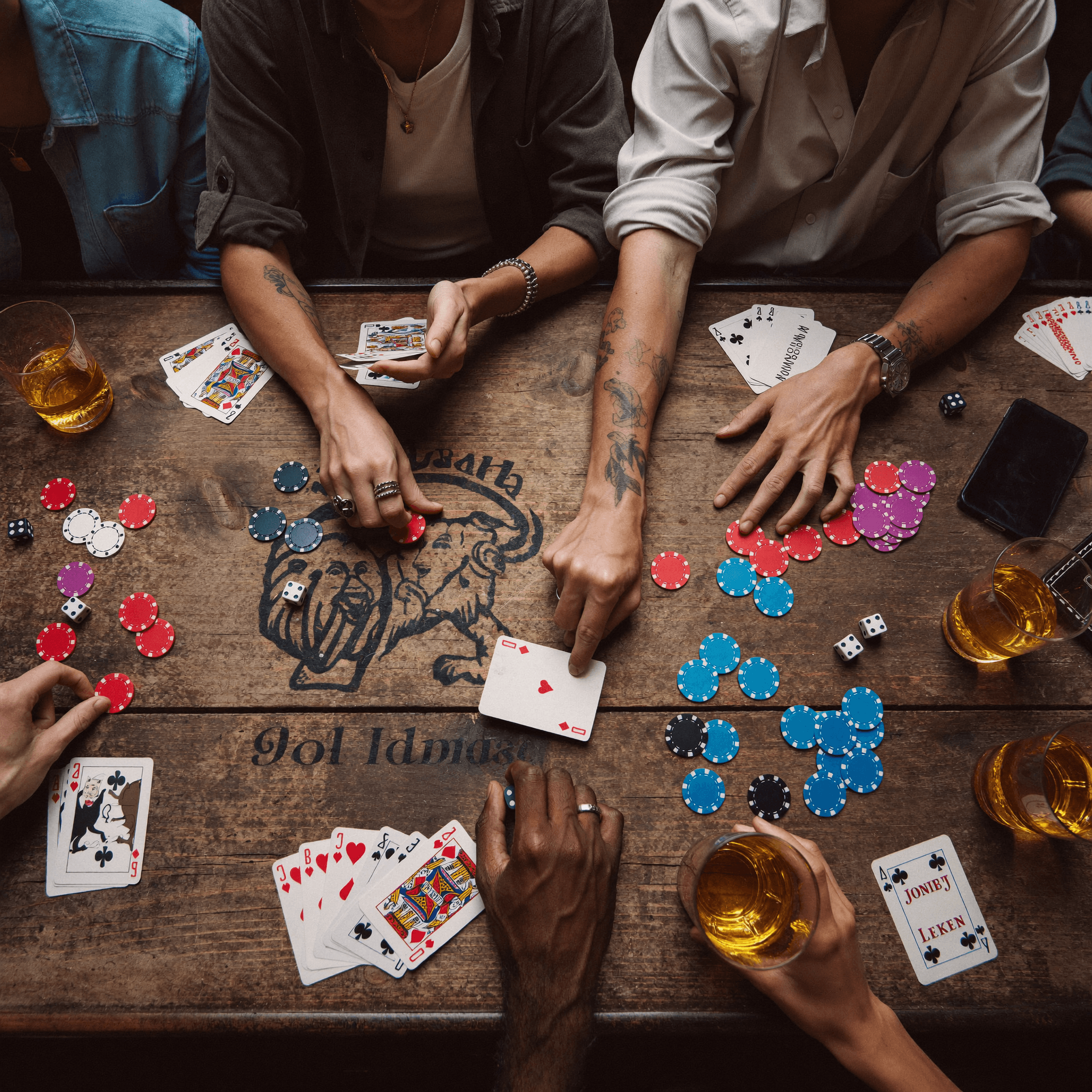 Soirée jeux : 10 jeux pour 8 joueurs et plus